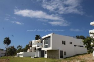 IMG 4108 300x200 - New Villa Project Encuentro